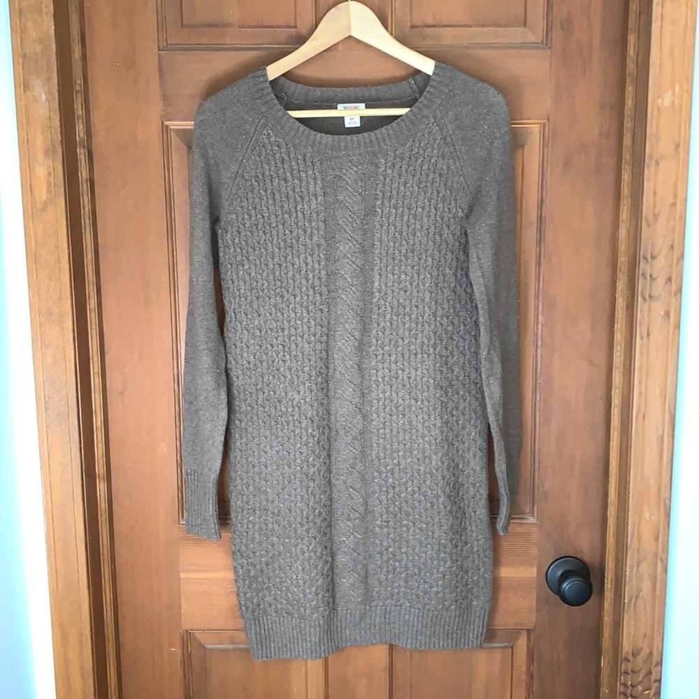 Mossimo Supply Co brown cable knit sweater dress. Size Small